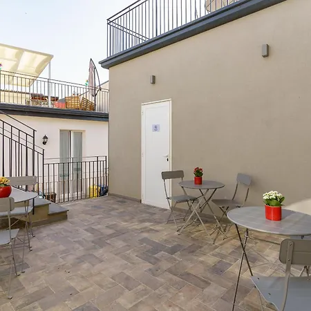 Apartment Al Palazzetto - Lavica