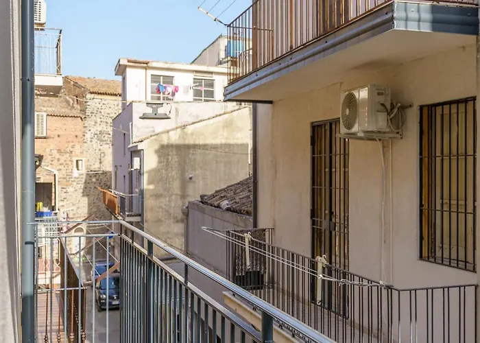 Apartment Al Palazzetto - Lavica Catania